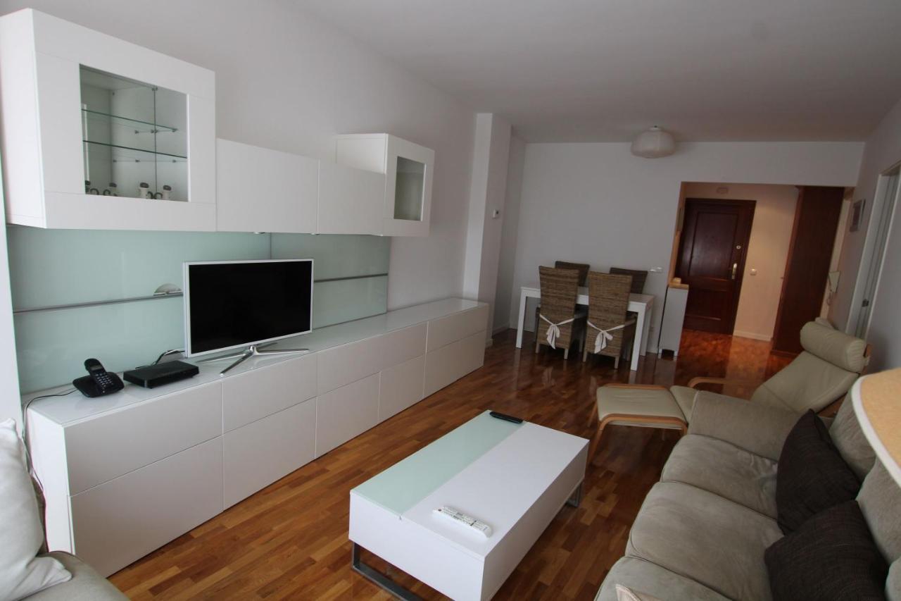 Home Sweet Home Pamplona Hospitales-Universidad Baranain エクステリア 写真